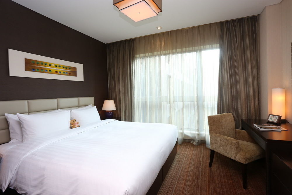 Oakwood Residence Funder Ченду Екстер'єр фото